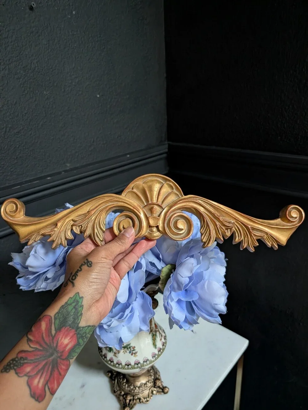 Vintage gold ornate Wood Mix hanging wall Medallion Decor 15.5